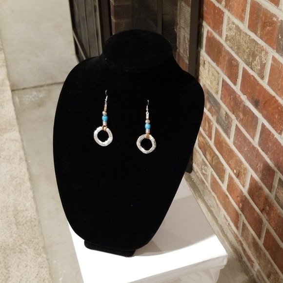 Silver Round Circle Earrings - Picture 4 of 5